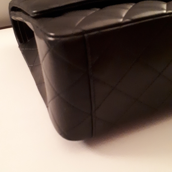 Chanel Classic double flap bag quilted in lambskin - Picture 5 of 8